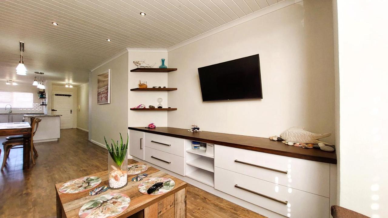 Nautilus 2 Bedroom Self-Catering Apartment Swakopmund Luaran gambar